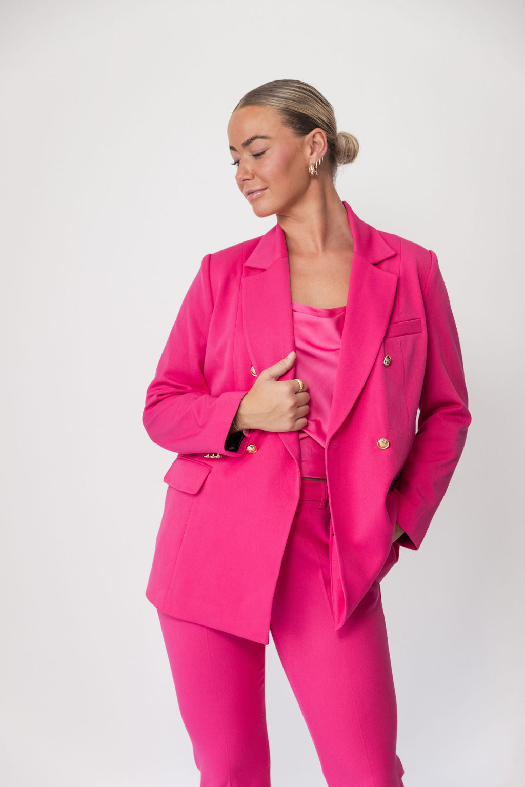 LA SUITs pink dobbeltradet blazer til kvinder