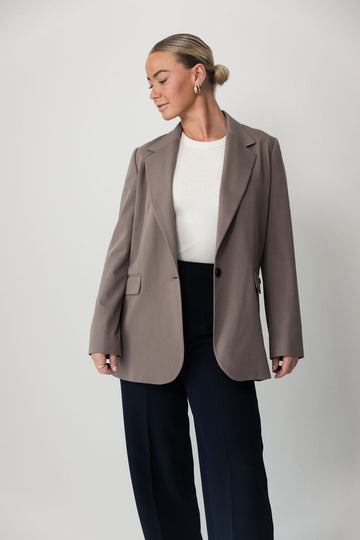 LA SUITs oversized taupe blazer til kvinder